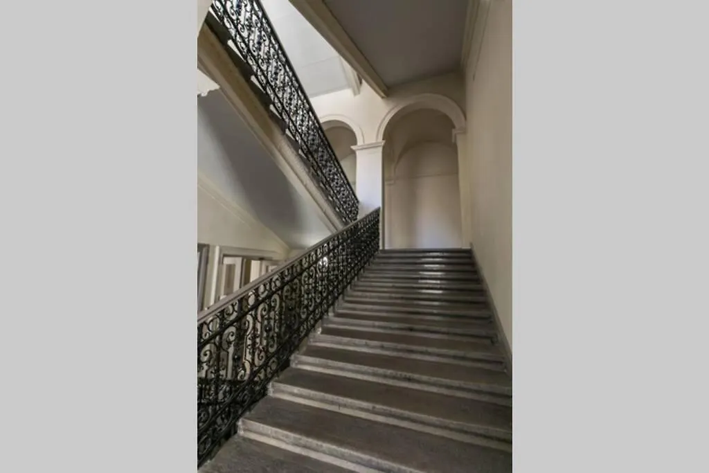 Your Gorgeous And Spacious Dream Home Free Parking Budapest Apartment