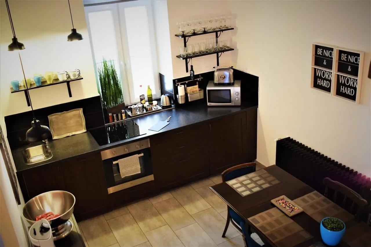 Your Gorgeous And Spacious Dream Home Free Parking Budapest Apartment