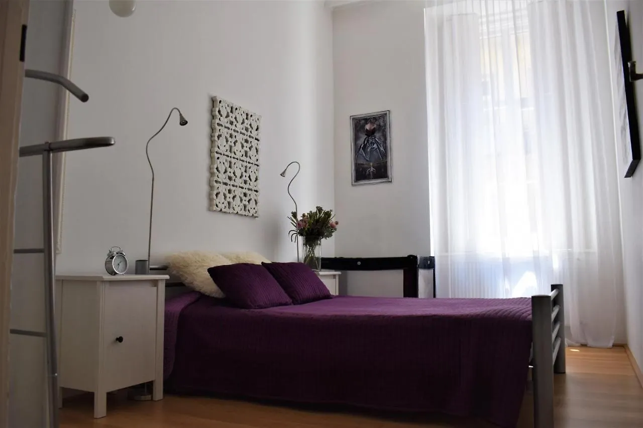 Your Gorgeous And Spacious Dream Home Free Parking Budapest