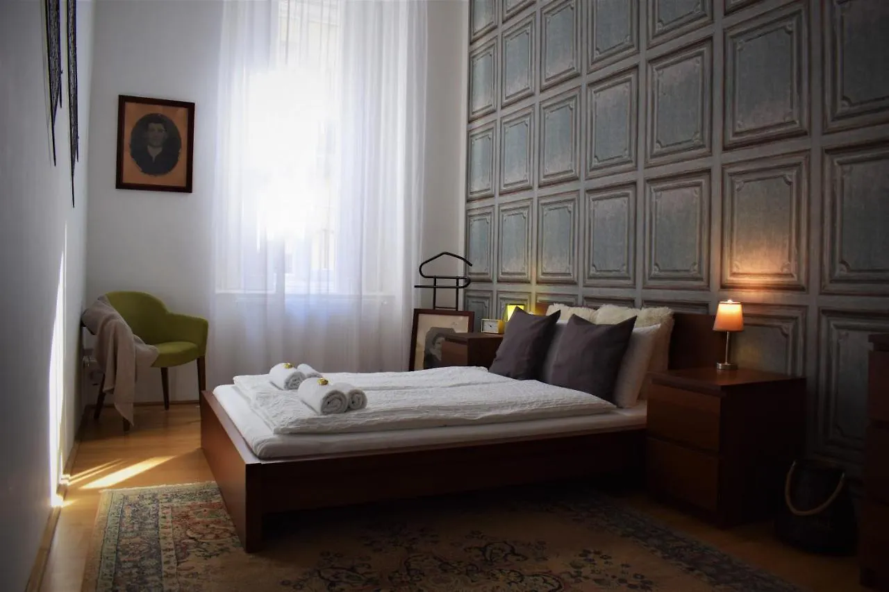 Your Gorgeous And Spacious Dream Home Free Parking Budapest Hungary