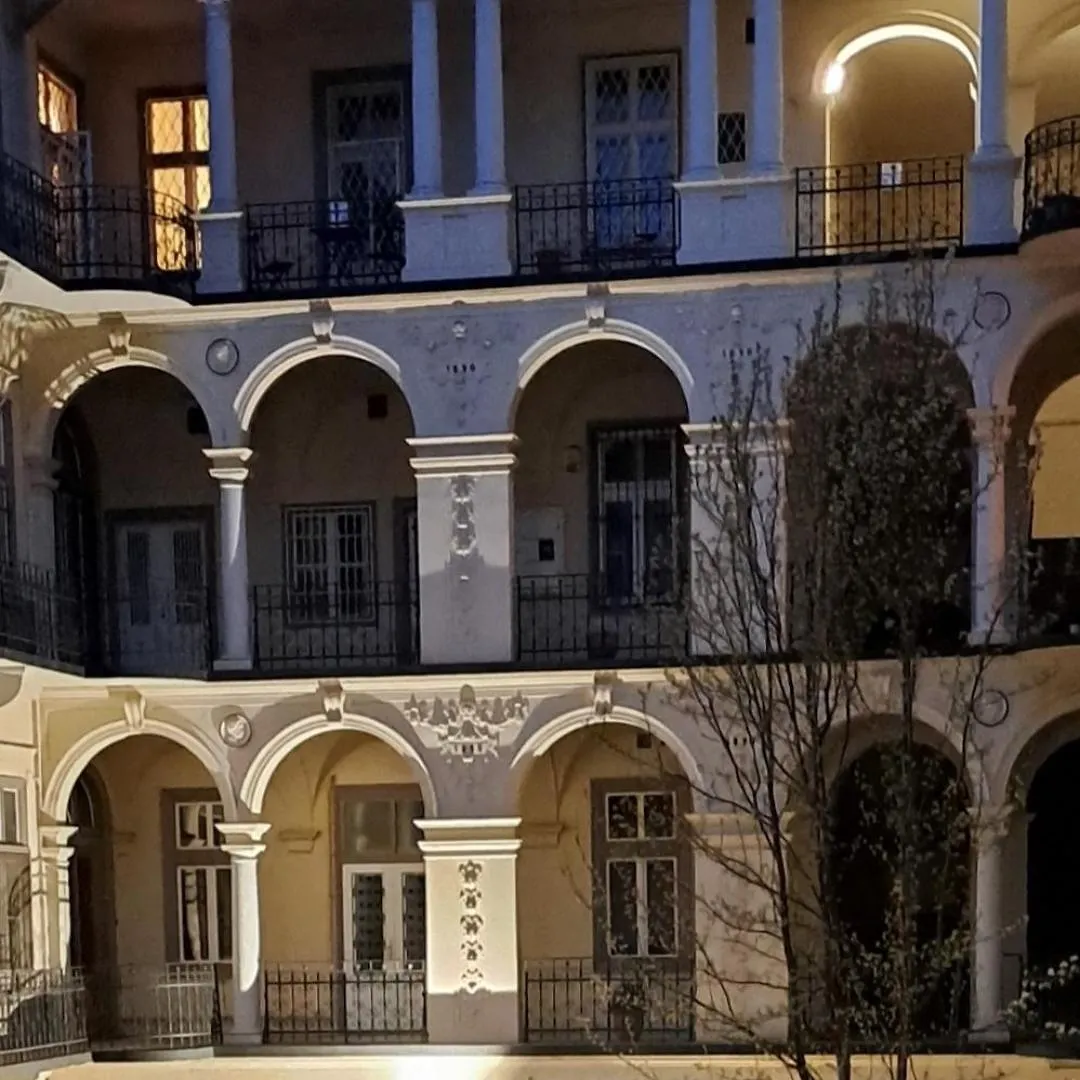 Your Gorgeous And Spacious Dream Home Free Parking Budapest